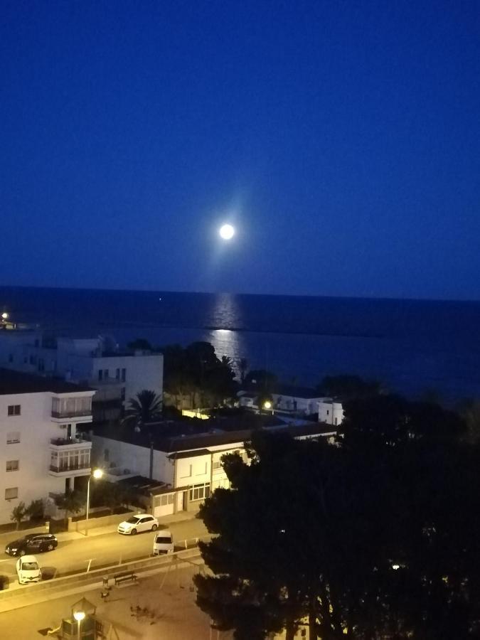 Apartamento Con Vistas, Entre Mar Y Montana Hospitalet De L'Infant Kültér fotó